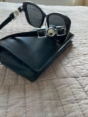 CHANEL Authentic Black Cat-Eye Sunglasses with Silver Hardware